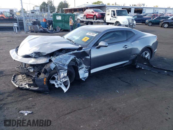 2019 Chevrolet Camaro 2LT with VIN 1G1FD1RS5K0143529, listed as a Copart auction lot 75947044 with 0 mi miles and Salvage Title. Bid and sale history available at carsss.com. Image 1.