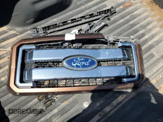 2012 Ford F-250 XL z VIN 1FT7W2BT3CEA15311, wystawiony jako Copart lot #58156465 z przebiegiem 132 625 mil mil oraz Szkoda całkowita • Salvage title. Historia ofert i sprzedaży dostępna na DreamBid. Obrazek 12.