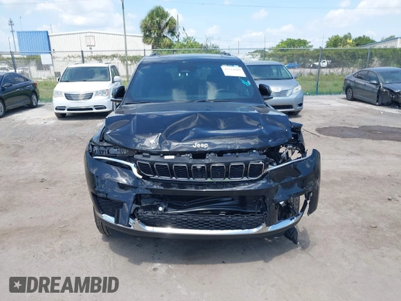 2024 Jeep Grand Cherokee Limited with VIN 1C4RJKBG2R8507247, listed as a IAAI auction lot 42322680 with 34,697 mi miles and . Bid and sale history available at DreamBid. Image 12.