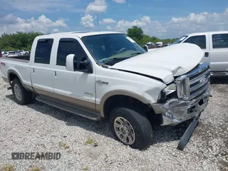 2005 Ford F-250 XL z VIN 1FTSW21P85EC92800, wystawiony jako IAAI lot #42356870 z przebiegiem 381 270 mil mil oraz . Historia ofert i sprzedaży dostępna na DreamBid. Obrazek 1.
