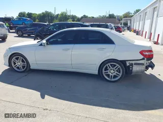 2013 Mercedes-Benz E-Class E 350 Luxury with VIN WDDHF8JB6DA680430, listed as a IAAI auction lot 41837189 with 83,492 mi miles. Bid and sale history available at carsss.com. Image 15.