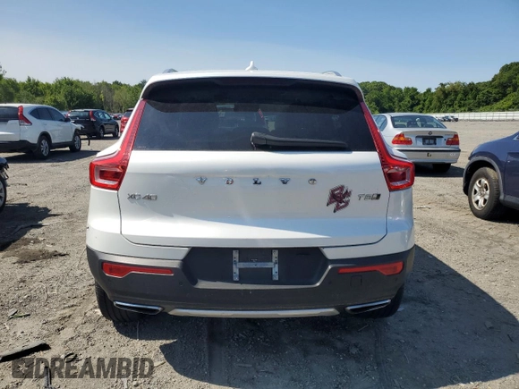 2020 Volvo XC40 Inscription z VIN YV4162UL1L2320498, wystawiony jako Copart lot #58047125 z przebiegiem 64 346 mil mil oraz Szkoda całkowita • Salvage title. Historia ofert i sprzedaży dostępna na DreamBid. Obrazek 6.