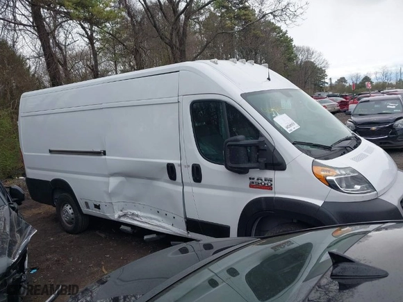 2021 Ram ProMaster Cargo Van with VIN 3C6MRVJG0ME510482, listed as a IAAI auction lot 42048205 with 10,010 mi miles. Bid and sale history available at carsss.com. Image 13.