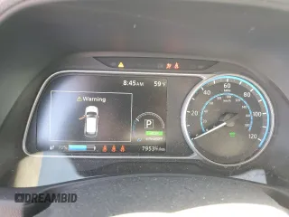 2025 Nissan LEAF S z VIN 1N4AZ1BV1SC562084, wystawiony jako Copart lot #53189765 z przebiegiem 7953 mil mil oraz Szkody całkowita. Historia ofert i sprzedaży dostępna na DreamBid. Obrazek 9.