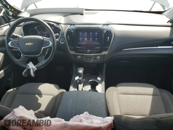 2021 Chevrolet Traverse LT Cloth z VIN 1GNEVGKW8MJ141696, wystawiony jako Copart lot #55600245 z przebiegiem 59 789 mil mil oraz Szkoda całkowita • Salvage title. Historia ofert i sprzedaży dostępna na DreamBid. Obrazek 8.