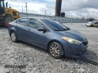 2014 Kia Forte LX with VIN KNAFX4A64E5179652, listed as a Copart auction lot 47817005 with 0 mi miles and Salvage Title. Bid and sale history available at carsss.com. Image 4.