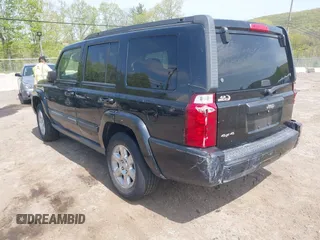 2007 Jeep Commander Sport with VIN 1J8HG48K17C656057, listed as a IAAI auction lot 42160580 with 339,258 mi miles and . Bid and sale history available at DreamBid. Image 3.
