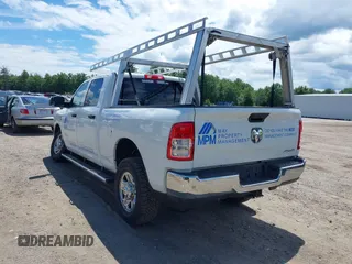 2022 Ram 2500 Tradesman with VIN 3C6UR5CLXNG368285, listed as a IAAI auction lot 39611405 with 25,645 mi miles. Bid and sale history available at carsss.com. Image 3.