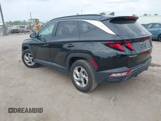 2024 Hyundai Tucson SEL with VIN 5NMJBCDE0RH297158, listed as a IAAI auction lot 42135540 with 39,015 mi miles. Bid and sale history available at carsss.com. Image 3.