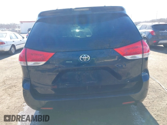 2012 Toyota Sienna with VIN 5TDKA3DCXCS013173, listed as a IAAI auction lot 41437317 with 175,263 mi miles and . Bid and sale history available at DreamBid. Image 17.