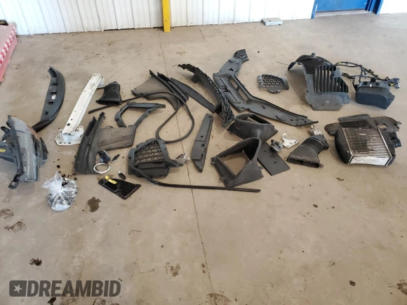 2021 Maserati Levante z VIN ZN661XUA1MX370792, wystawiony jako Copart lot #83474194 z przebiegiem 89 428 mil mil oraz Szkoda całkowita • Salvage title. Historia ofert i sprzedaży dostępna na DreamBid. Obrazek 13.