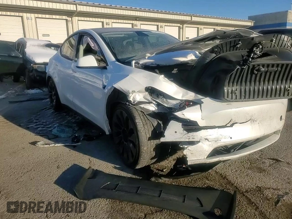 2022 Tesla Model Y Performance with VIN 7SAYGDEFXNF381791, listed as a Copart auction lot 88215705 with 60,153 mi miles and Salvage title. Bid and sale history available at DreamBid. Image 11.