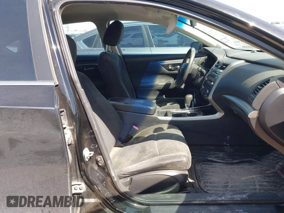 2014 Nissan Altima 2.5 S with VIN 1N4AL3AP8EN342739, listed as a IAAI auction lot 41722517 with 237,536 mi miles. Bid and sale history available at carsss.com. Image 5.