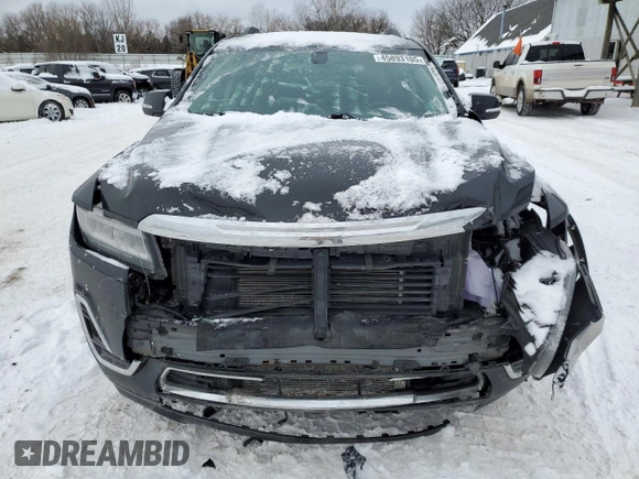 2020 GMC Acadia SLE z VIN 1GKKNRLS0LZ186977, wystawiony jako Copart lot #45893105 z przebiegiem 74 140 mil mil oraz Nie do naprawy • Non repairable. Historia ofert i sprzedaży dostępna na DreamBid. Obrazek 5.
