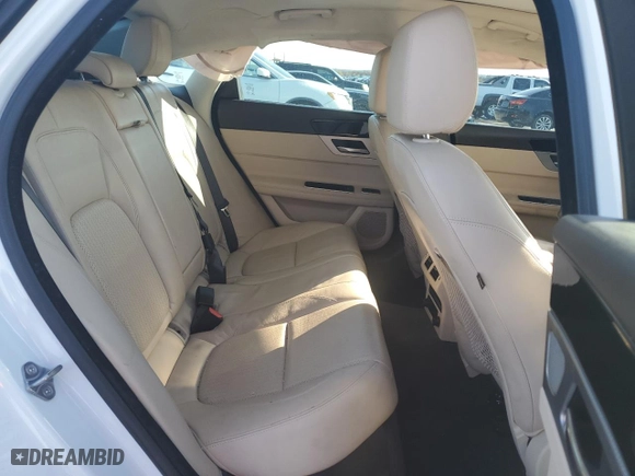 2016 Jaguar XF 35t Prestige with VIN SAJBE4BV8GCY02512, listed as a Copart auction lot 84510554 with 135,293 mi miles and Salvage Title. Bid and sale history available at carsss.com. Image 10.