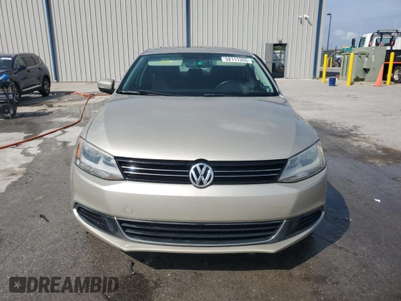 2013 Volkswagen Jetta Sedan SE with VIN 3VWDP7AJ6DM212978, listed as a Copart auction lot 52111355 with 210,114 mi miles and Salvage Title. Bid and sale history available at carsss.com. Image 5.