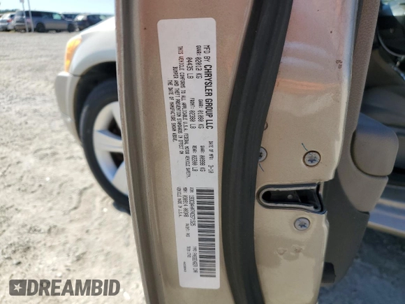 2010 Dodge Caliber SXT z VIN 1B3CB4HA7AD571525, wystawiony jako Copart lot #61651405 z przebiegiem 188 383 mil mil oraz Czysty tytuł • Clean title. Historia ofert i sprzedaży dostępna na DreamBid. Obrazek 12.