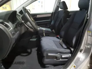 2010 Honda CR-V LX z VIN 5J6RE4H32AL063853, wystawiony jako Copart lot #57393725 z przebiegiem 105 485 mil mil oraz Szkoda całkowita • Salvage title. Historia ofert i sprzedaży dostępna na DreamBid. Obrazek 7.