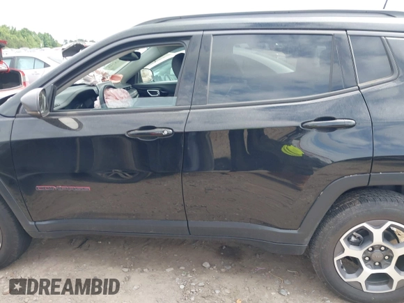 2022 Jeep Compass Trailhawk with VIN 3C4NJDDB8NT114134, listed as a IAAI auction lot 42428245 with 34,589 mi miles and . Bid and sale history available at DreamBid. Image 14.
