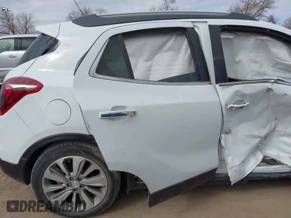 2018 Buick Encore Preferred with VIN KL4CJASB3JB548931, listed as a IAAI auction lot 41888684 with 41,323 mi miles. Bid and sale history available at carsss.com. Image 20.