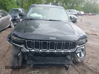 2022 Jeep Grand Cherokee with VIN 1C4RJYB69N8715243, listed as a IAAI auction lot 42319323 with 23,405 mi miles and . Bid and sale history available at DreamBid. Image 13.