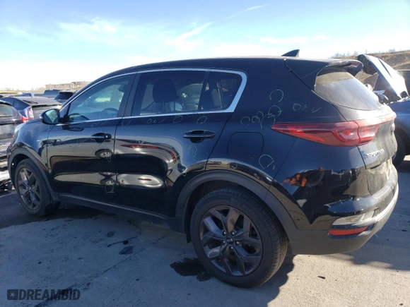 2022 Kia Sportage LX with VIN KNDPMCAC4N7949465, listed as a Copart auction lot 83842154 with 51,544 mi miles and Clean Title. Bid and sale history available at carsss.com. Image 2.