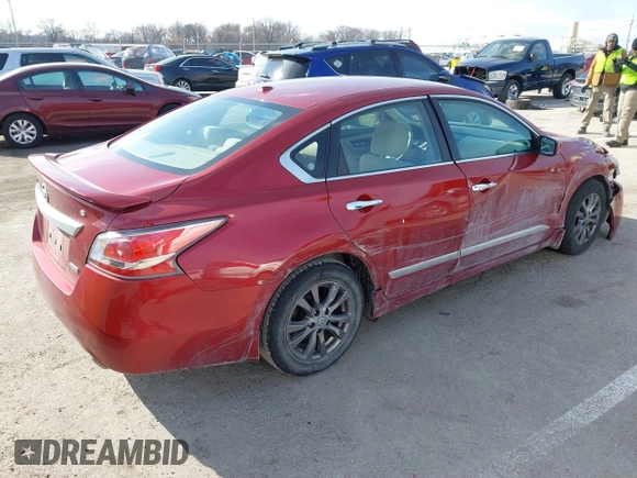2015 Nissan Altima 2.5 SV with VIN 1N4AL3AP8FC470251, listed as a IAAI auction lot 41504848 with 182,901 mi miles. Bid and sale history available at carsss.com. Image 4.