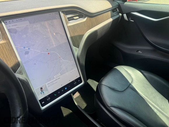 2013 Tesla Model S with VIN 5YJSA1CG5DFP18929, listed as a Copart auction lot 67245595 with 111,151 mi miles and Clean title. Bid and sale history available at DreamBid. Image 11.