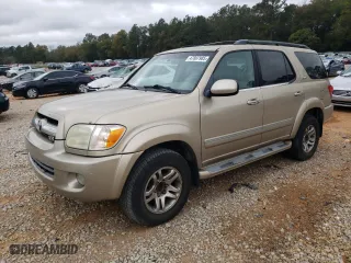2005 Toyota Sequoia SR5 with VIN 5TDZT34A15S255084, listed as a Copart auction lot 47897985 with 212,582 mi miles and Clean Title. Bid and sale history available at carsss.com. Image 1.