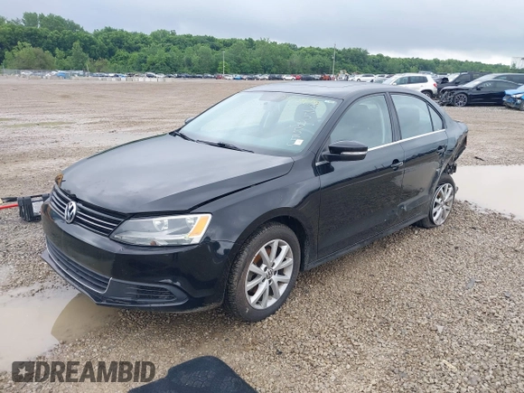 2013 Volkswagen Jetta SE with VIN 3VWDX7AJ1DM352551, listed as a IAAI auction lot 42473476 with 95,612 mi miles and . Bid and sale history available at DreamBid. Image 17.