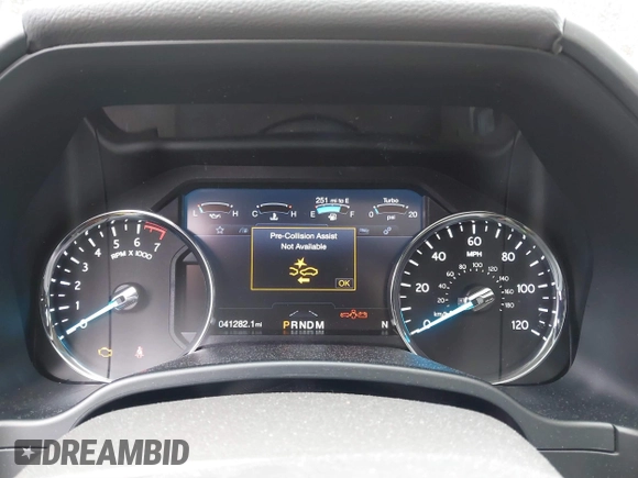 2019 Ford Expedition XLT with VIN 1FMJU1JT0KEA84331, listed as a IAAI auction lot 41800516 with 41,282 mi miles. Bid and sale history available at carsss.com. Image 7.