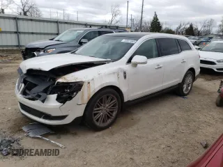 2013 Lincoln MKT EcoBoost with VIN 2LMHJ5AT8DBL56514, listed as a Copart auction lot 53661665 with 140,143 mi miles and Clean Title. Bid and sale history available at carsss.com. Image 1.