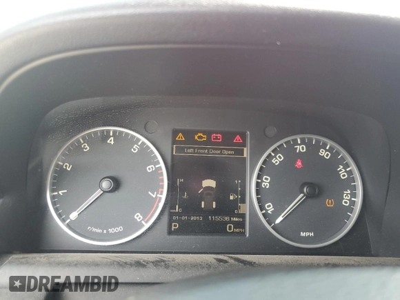 2015 Land Rover LR4 HSE with VIN SALAG2V65FA751597, listed as a Copart auction lot 61757315 with 115,536 mi miles and Clean title. Bid and sale history available at DreamBid. Image 9.