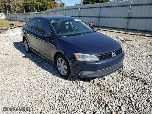2014 Volkswagen Jetta Sedan SE w/Connectivity with VIN 3VWD17AJ2EM369832, listed as a Copart auction lot 86004234 with 142,085 mi miles and Salvage Title. Bid and sale history available at carsss.com. Image 11.