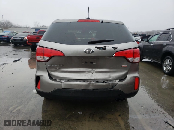 2015 Kia Sorento LX with VIN 5XYKTCA64FG632314, listed as a Copart auction lot 39826304 with 96,741 mi miles and Salvage title. Bid and sale history available at DreamBid. Image 6.