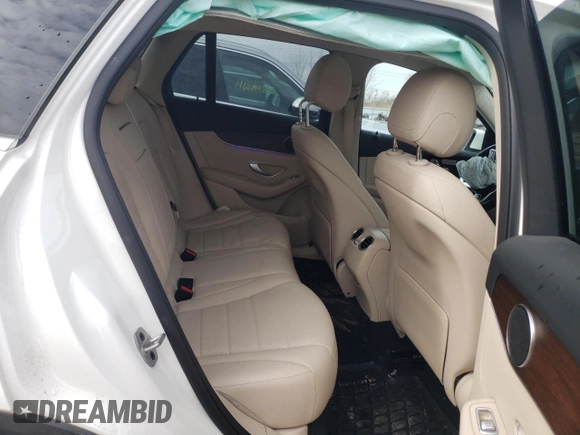 2022 Mercedes-Benz GLC 300 with VIN W1N0G8EB8NV352072, listed as a Copart auction lot 46617695 with 32,124 mi miles and Salvage Title. Bid and sale history available at DreamBid. Image 10.