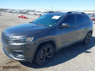 2019 Jeep Cherokee Latitude Plus with VIN 1C4PJLLB2KD438654, listed as a IAAI auction lot 41642098 with 69,678 mi miles. Bid and sale history available at carsss.com. Image 17.
