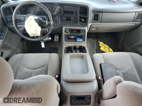 2005 Chevrolet Avalanche LS with VIN 3GNEC12Z55G109756, listed as a Copart auction lot 81688694 with Not Provided miles and Clean Title. Bid and sale history available at DreamBid. Image 8.