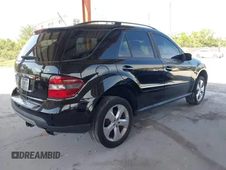 2008 Mercedes-Benz M 350 with VIN 4JGBB86E48A406417, listed as a IAAI auction lot 41936968 with 192,866 mi miles and . Bid and sale history available at DreamBid. Image 4.