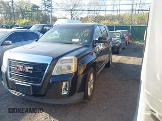 2010 GMC Terrain SLE-1 z VIN 2CTFLCEW0A6416692, wystawiony jako IAAI lot #42165126 z przebiegiem Nie podano mil oraz . Historia ofert i sprzedaży dostępna na DreamBid. Obrazek 2.