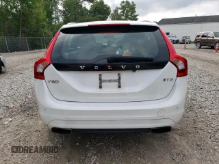 2015 Volvo V60 T5 Drive-E Premier Plus with VIN YV140MEC4F1204163, listed as a Copart auction lot 62983433 with 117,836 mi miles. Bid and sale history available at carsss.com. Image 6.