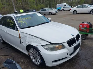2011 BMW 3 Series 328i xDrive with VIN WBAPK7C58BA820717, listed as a IAAI auction lot 42080003 with 213,034 mi miles. Bid and sale history available at carsss.com. Image 6.