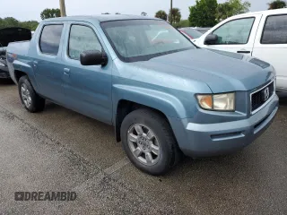 2008 Honda Ridgeline RTX with VIN 2HJYK16368H532196, listed as a Copart auction lot 74224484 with 207,808 mi miles and Salvage Title. Bid and sale history available at carsss.com. Image 4.