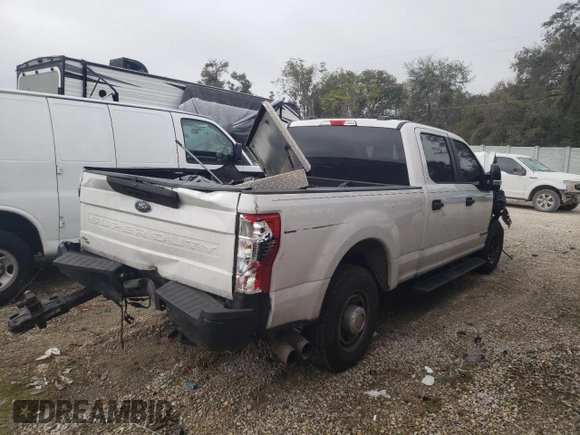 2020 Ford F-250 XL with VIN 1FT7W2AT5LEC17200, listed as a Copart auction lot 42609485 with 107,209 mi miles and Non repairable. Bid and sale history available at DreamBid. Image 3.
