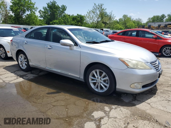 2012 Lexus ES 330 z VIN JTHBK1EG6C2474315, wystawiony jako Copart lot #57870335 z przebiegiem 123 062 mil mil oraz Czysty tytuł • Clean title. Historia ofert i sprzedaży dostępna na DreamBid. Obrazek 4.