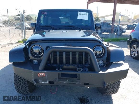 2014 Jeep Wrangler Unlimited Sahara with VIN 1C4BJWEG0EL306202, listed as a IAAI auction lot 41784330 with 79,123 mi miles. Bid and sale history available at carsss.com. Image 12.