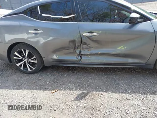 2017 Nissan Maxima SV z VIN 1N4AA6AP2HC443024, wystawiony jako IAAI lot #41792085 z przebiegiem 138 285 mil mil oraz . Historia ofert i sprzedaży dostępna na DreamBid. Obrazek 6.