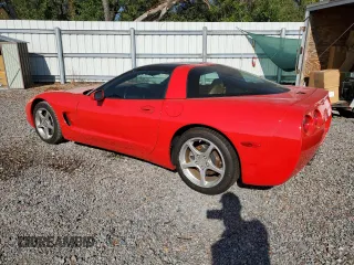 2000 Chevrolet Corvette with VIN 1G1YY22G8Y5131833, listed as a Copart auction lot 79720084 with 32,294 mi miles and Salvage Title. Bid and sale history available at carsss.com. Image 2.