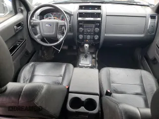 2011 Ford Escape Limited с VIN 1FMCU0E76BKA26306, выставлен на аукционе Copart как лот 57873275 с пробегом 105 971 миль миль и Списание • Salvage title. История ставок и продаж доступна на DreamBid. Изображение 8.