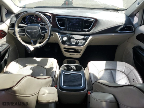 2020 Chrysler Pacifica Limited with VIN 2C4RC1GG7LR171829, listed as a Copart auction lot 49294445 with 113,015 mi miles and Clean Title. Bid and sale history available at carsss.com. Image 8.